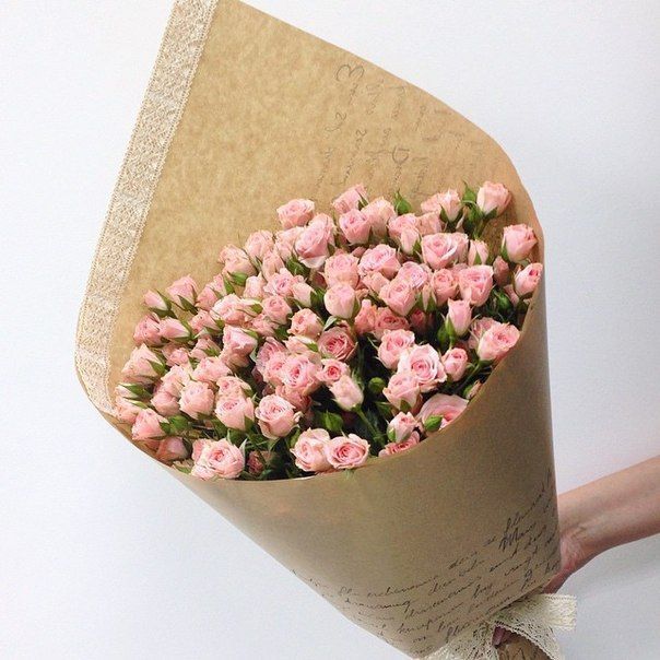 Букет из кустовых роз MINI купить в Краснодаре с доставкой